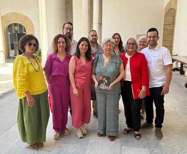 Margarita Birriel junto al resto del equipo del proyecto TRAMA