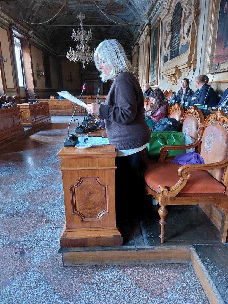Rita Monticelli speaking in the commemoration of the third anniversary of Patrick Zaki's arrest