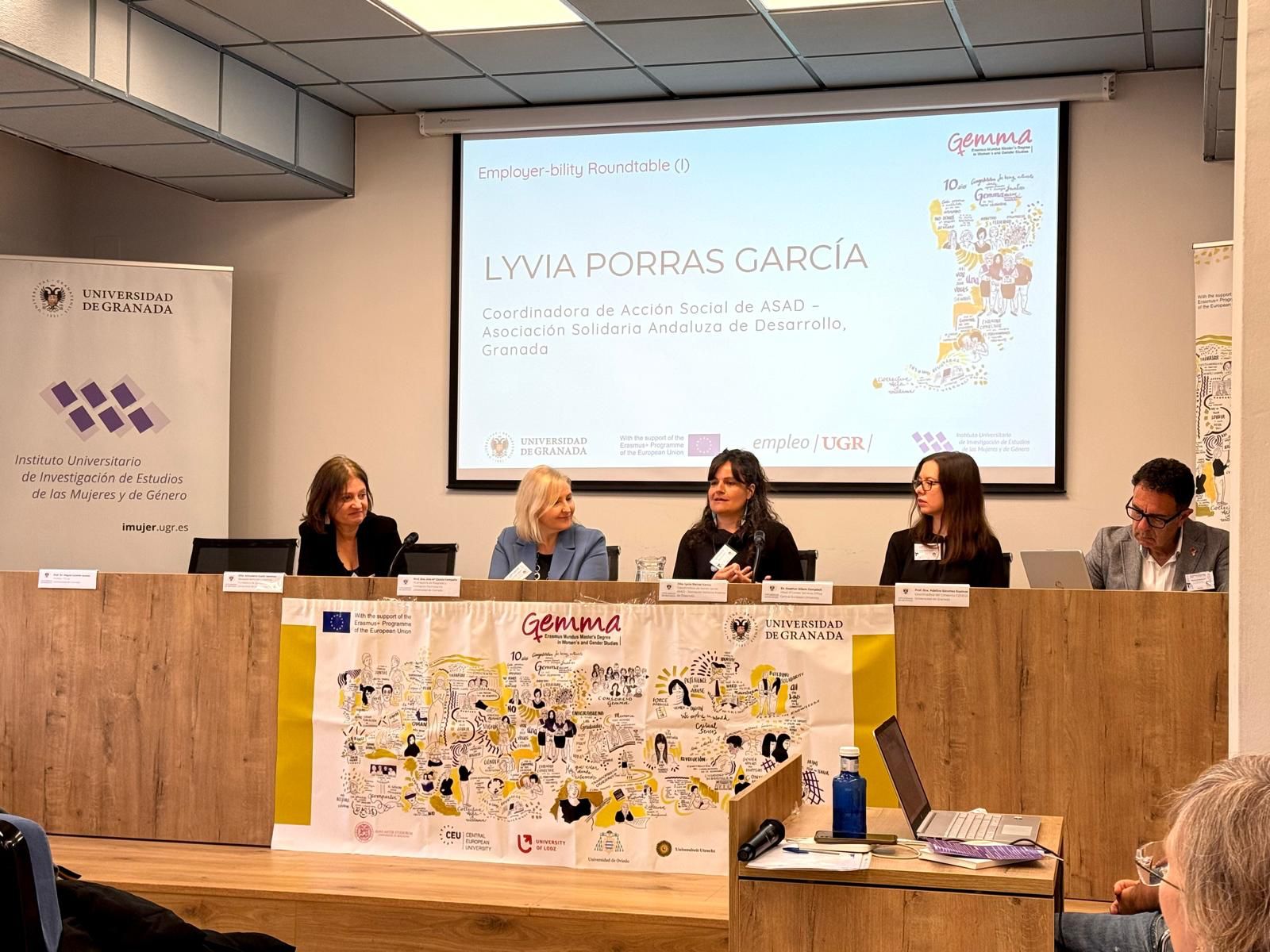 Mesa redonda de empleabilidad